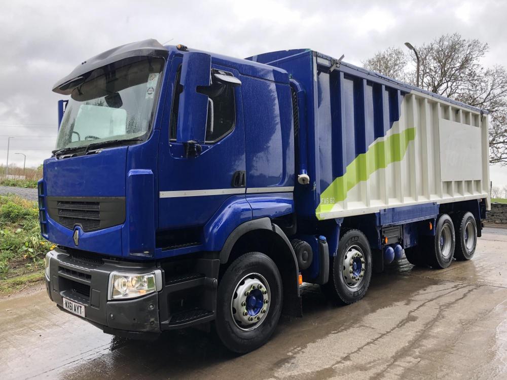 Renault premium lander