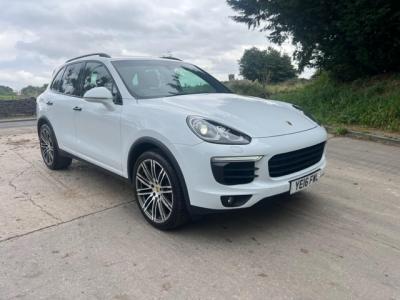 PORSCHE CAYENNE 3.0 V6 DIESEL (VAT QUALIFYING)