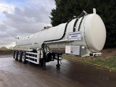 WHALE STAINLESS STEEL VACUUM TANKER (DONKEY)