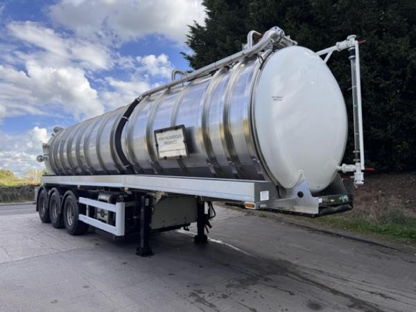 CROSSLAND STAINLESS STEEL VACUUM TANKER