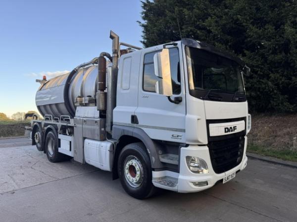 DAF CF 330 EURO 6 SLEEPER CAB