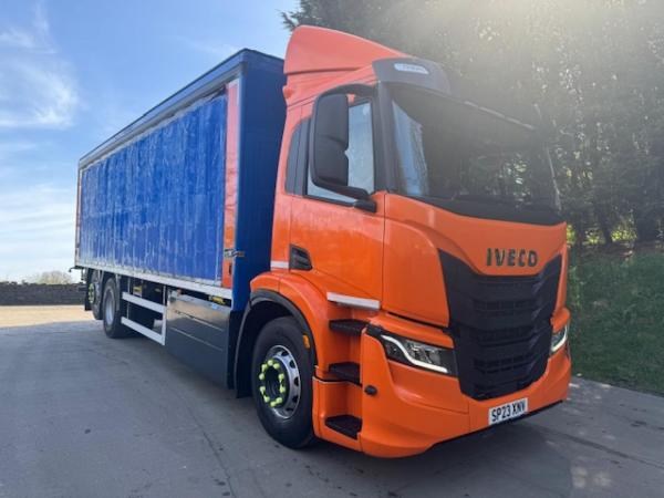 IVECO S-WAY 400 CNG