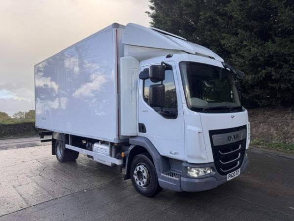 DAF LF 180 E6 12T (MEAT RAILS)