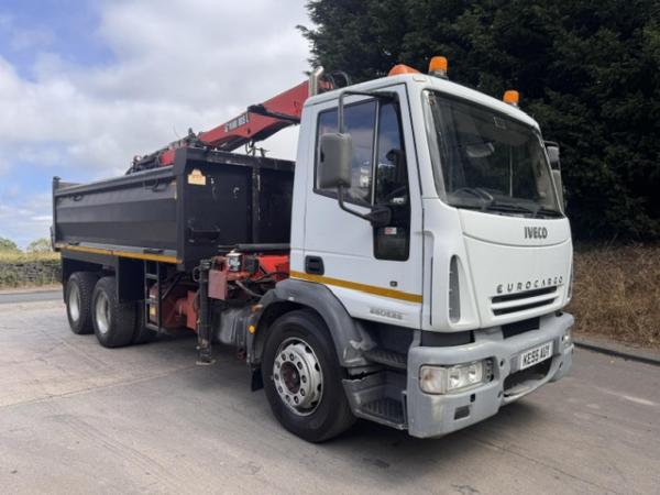 IVECO EUROCARGO 260E28